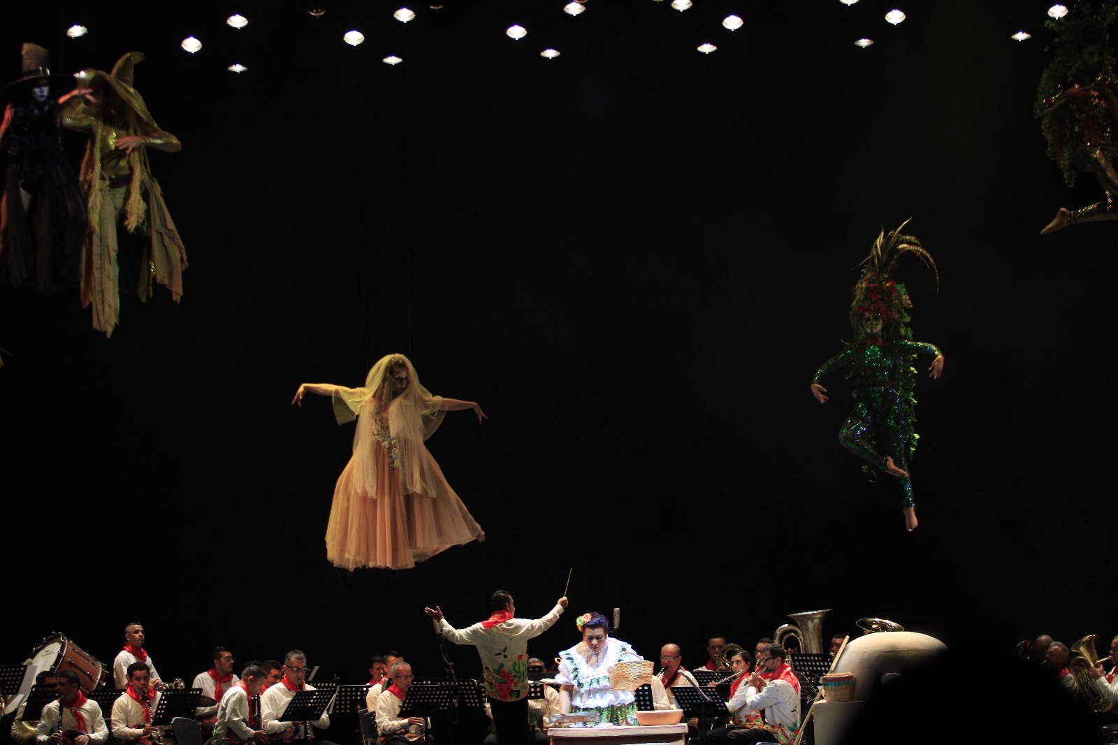 Desde Bogotá, el Huila presentó toda su riqueza cultural representada en el Festival del Bambuco en San Juan y San Pedro