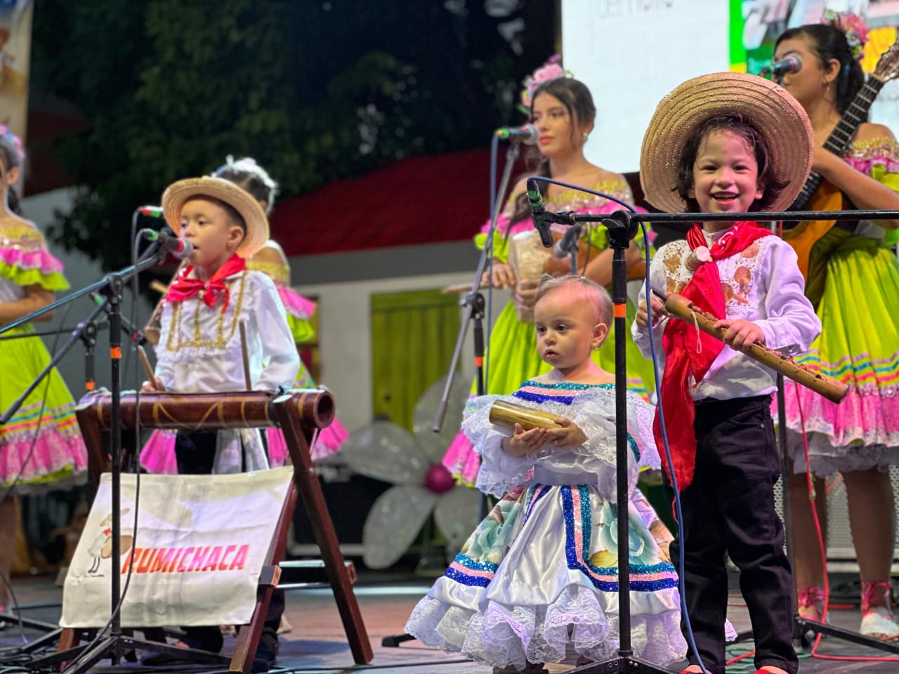 Éxito rotundo en el encuentro Infantil de Rajaleñas durante las Fiestas de San Pedro en el Huila