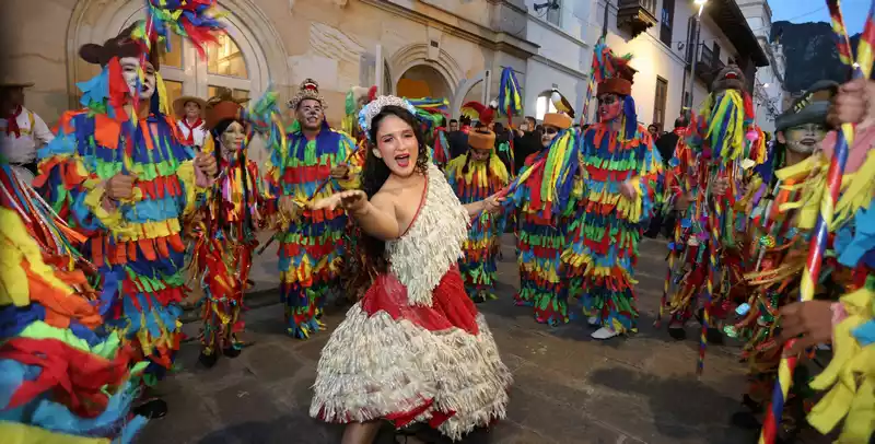 El Huila deslumbró a Colombia desde el Teatro Colón con el lanzamiento del 64º Festival del Bambuco